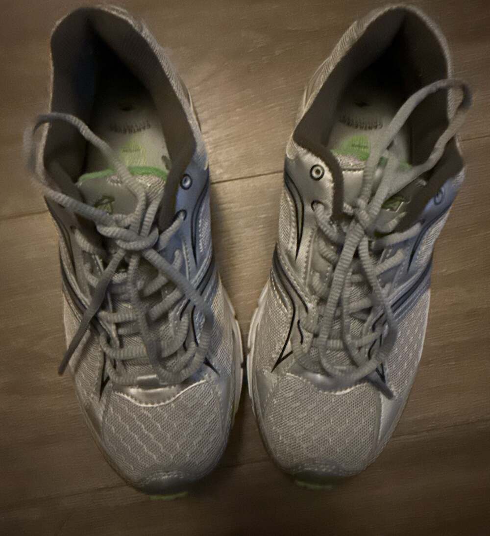 Avia Silver Gray Athletic Sneakers Women's Size 8.5W